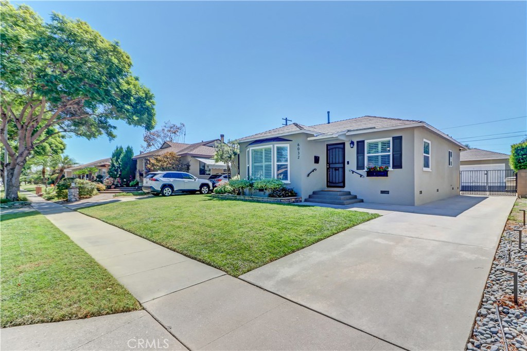 6032 Freckles Road — photo