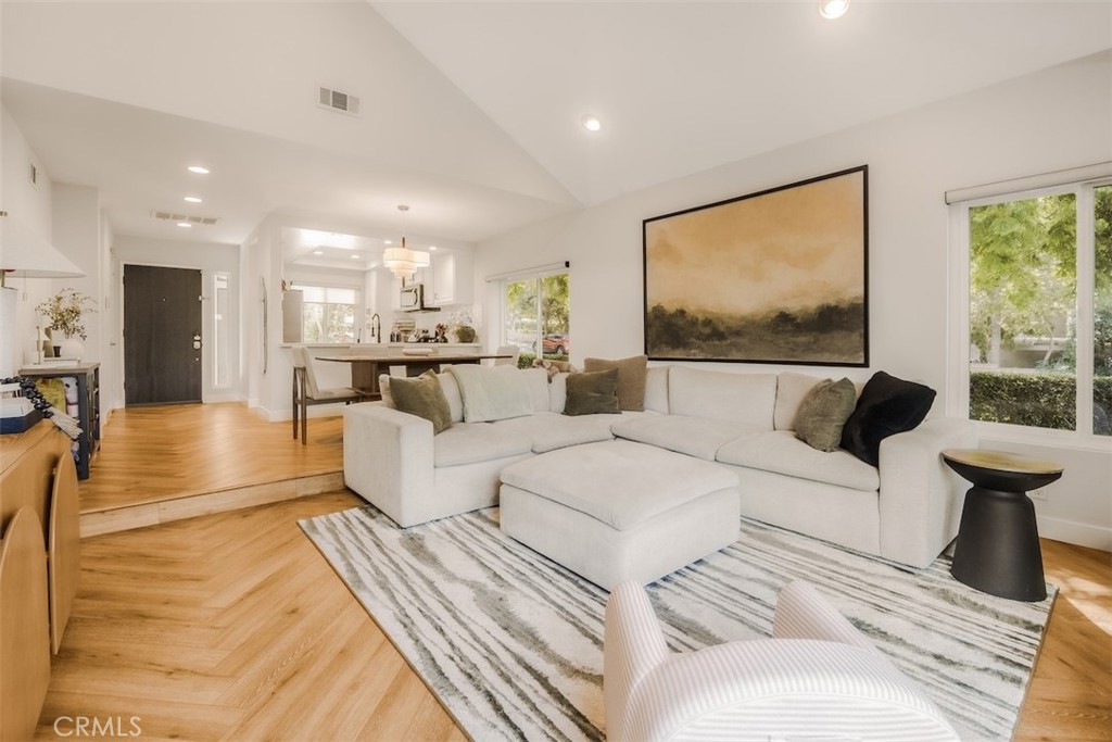 189 S Solana Drive 1 — photo