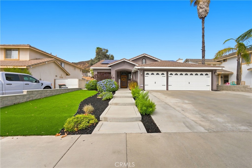 15416 Regatta — photo