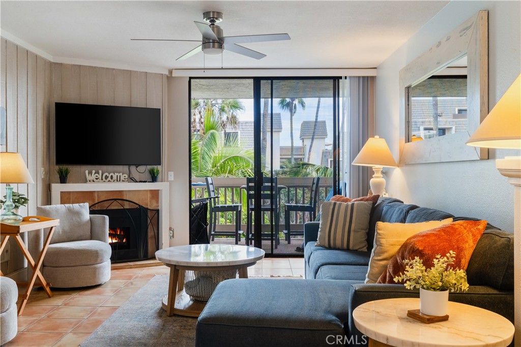 999 N Pacific Street G222 — photo