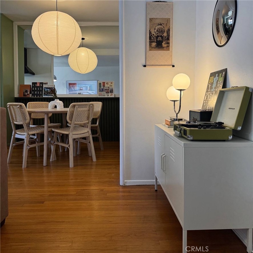 1575 E Appleton 18 — photo