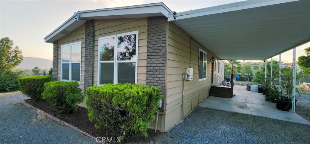 41435 Sycamore — photo