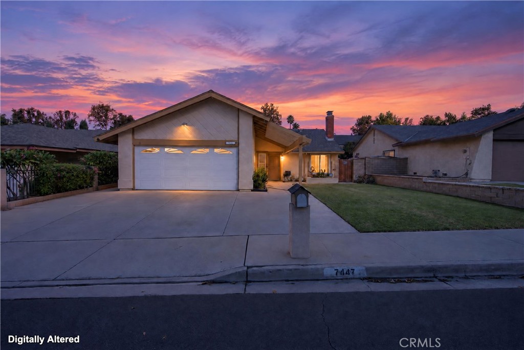 7447 Penwood Rd — photo