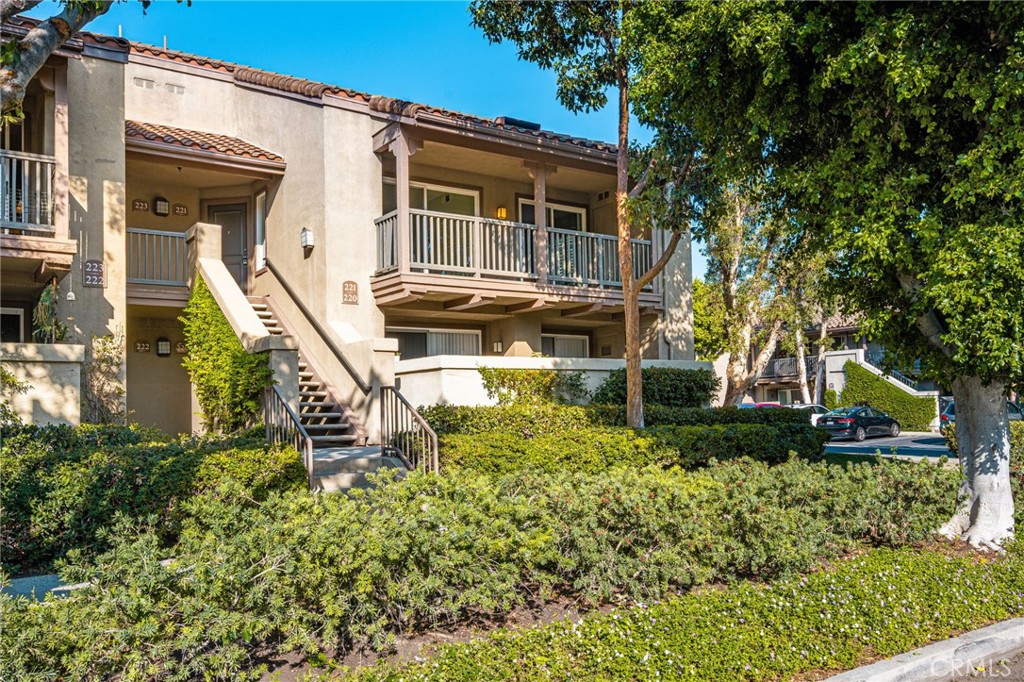 2800 Keller Drive 221 — photo