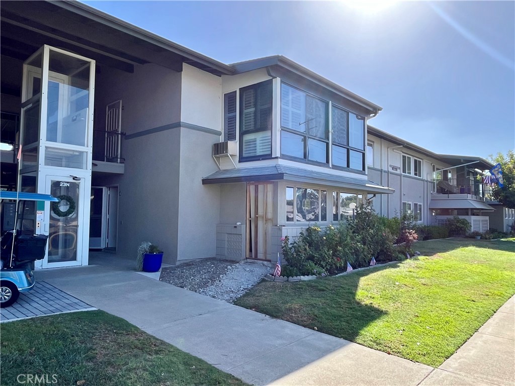 13200 Del Monte Dr., M15-23N — photo