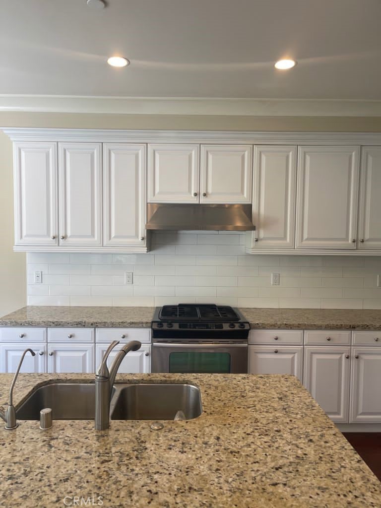 70 Devonshire, Irvine, CA 92620 — photo 3