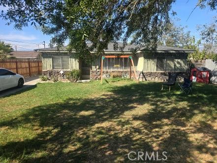 1482 E Davidson — photo