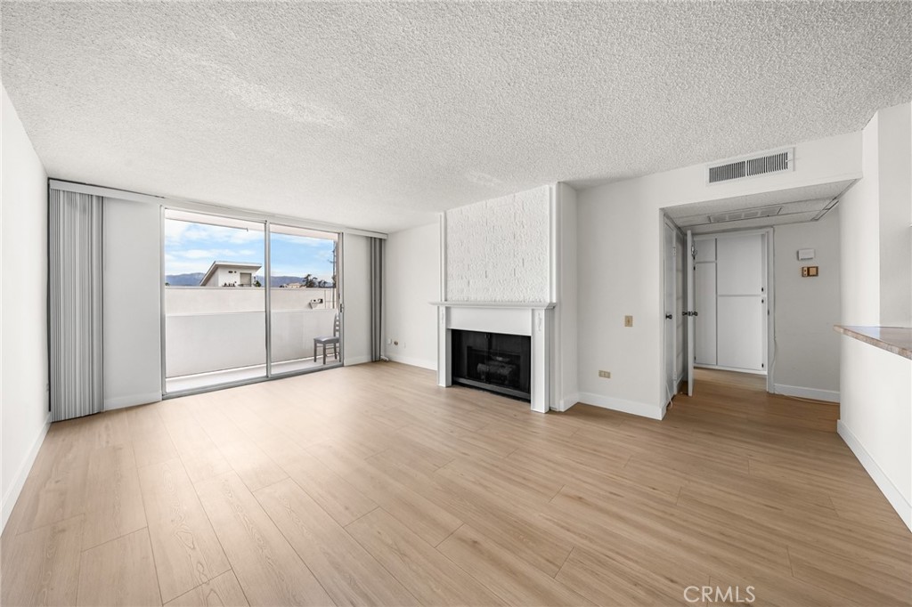421 S La Fayette Park Place 726 — photo