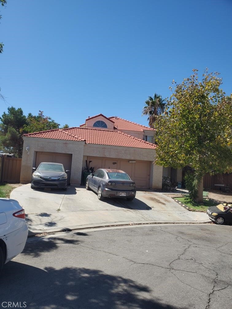 4016 Kona Court — photo
