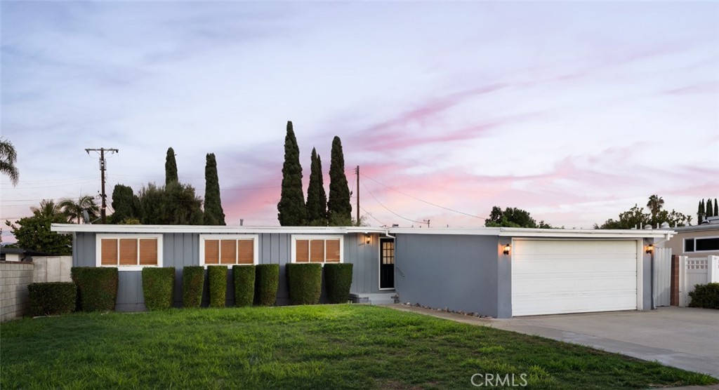 14382 Livingston Street — photo