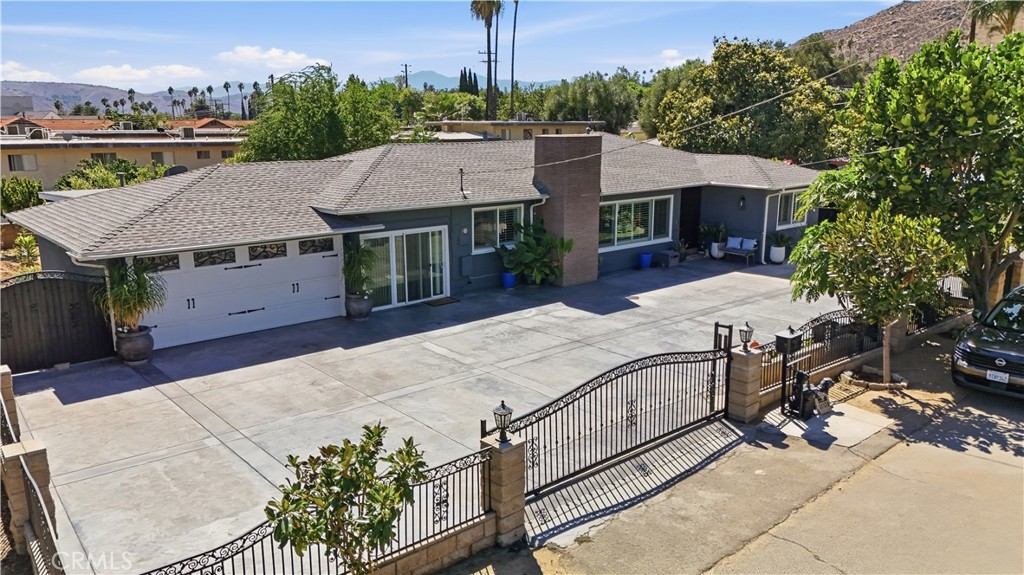 11574 Doverwood Drive — photo