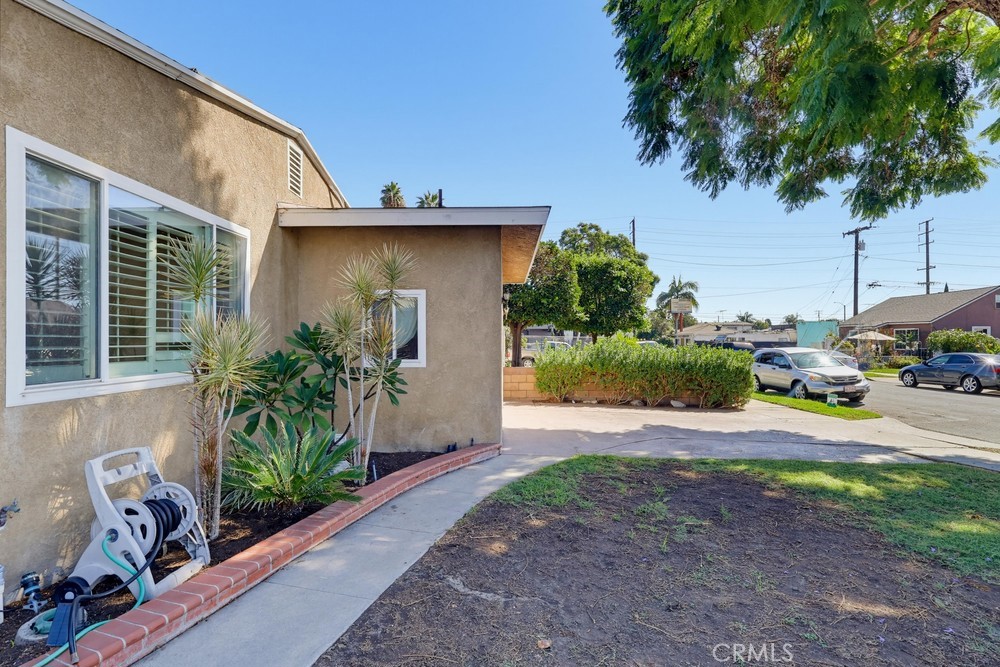 1901 E 63rd, Long Beach, CA 90805 — photo 3