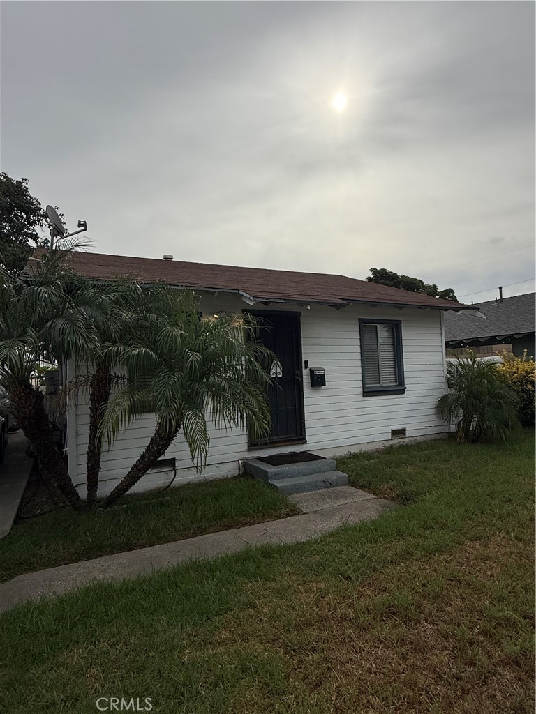 1336 1/2 S Knott — photo