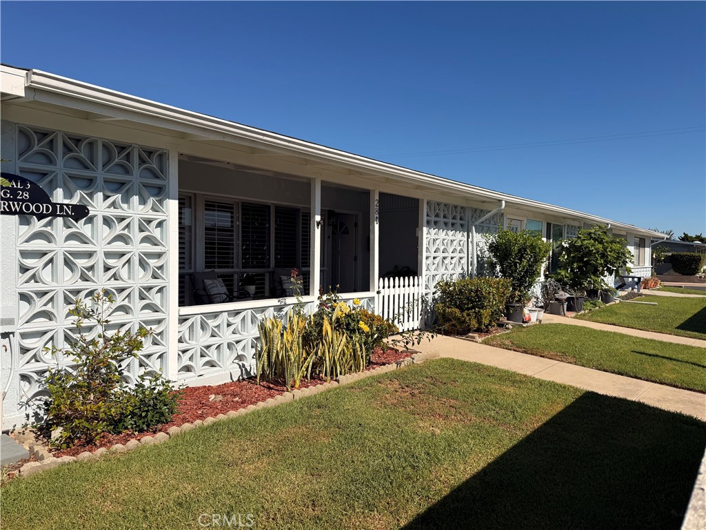13721 Alderwood Lane Unit 28C — photo