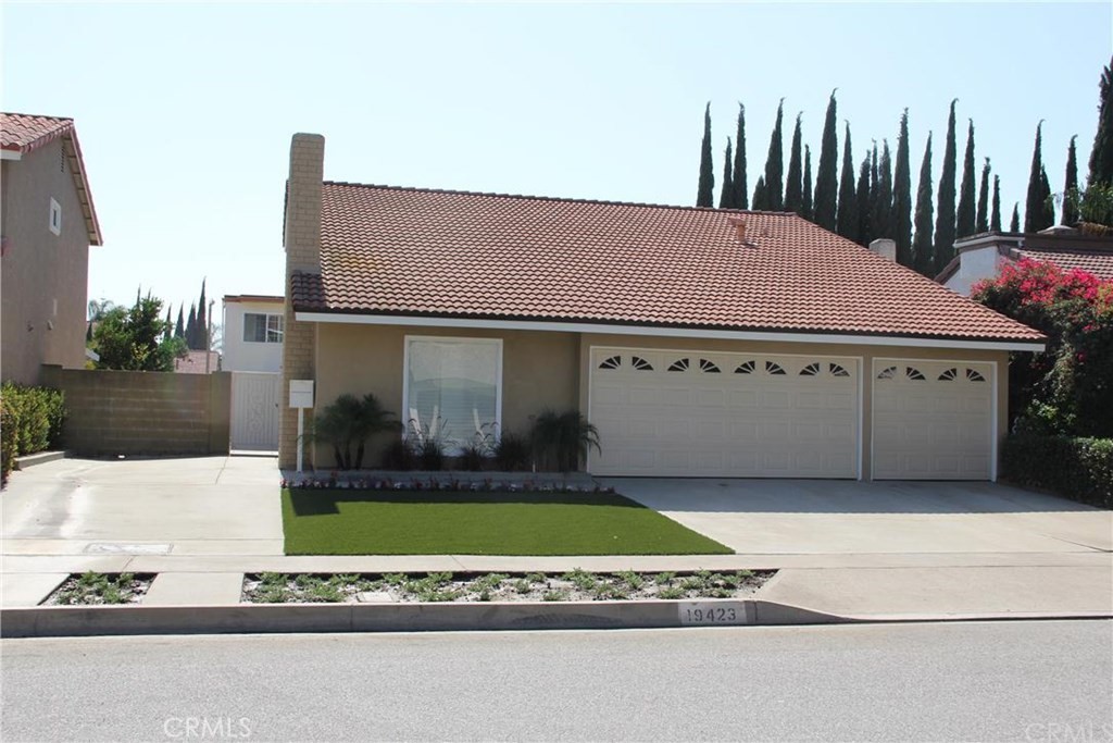 19423 Stefani — photo