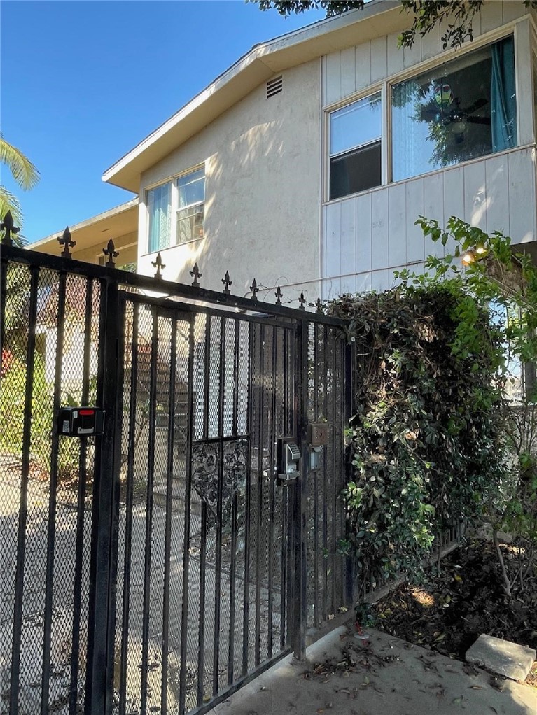 1035 E Appleton Street #2, Long Beach, CA 90802 — photo 2