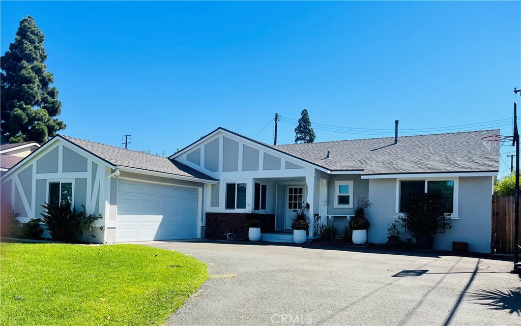 14314 De Alcala — photo