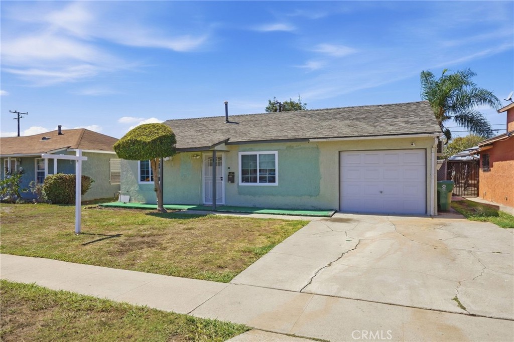 725 S Taper, Compton, CA 90220 — photo 2
