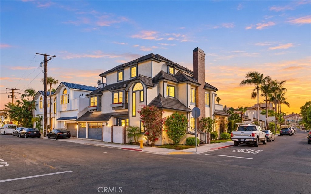 40 E Neapolitan Lane — photo