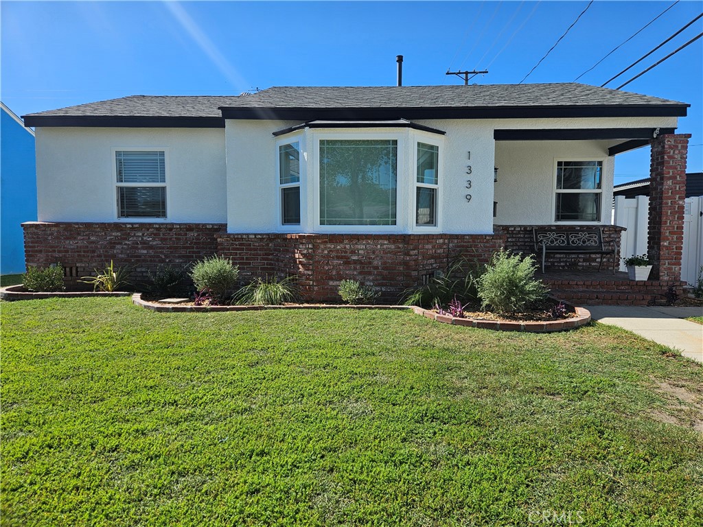 1339 N Kenwood — photo