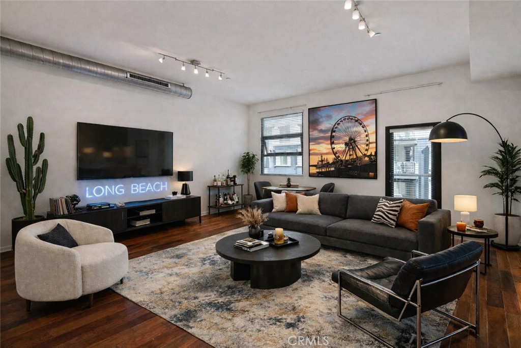 133 The Promenade N 426 — photo