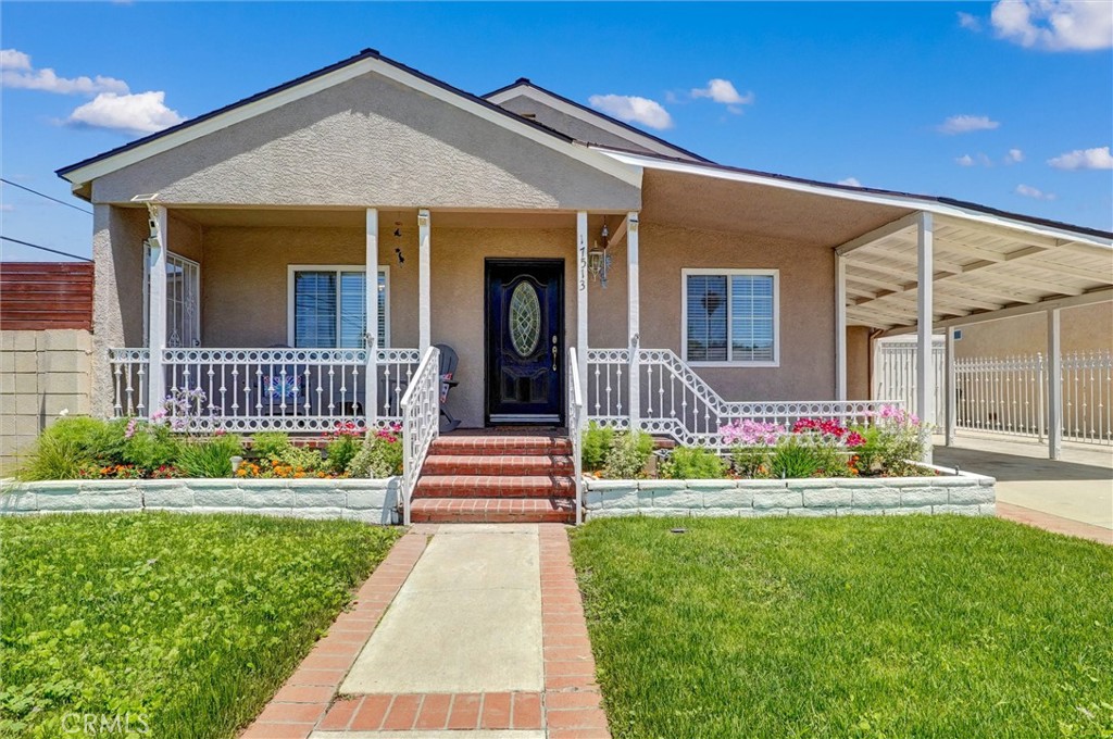 17513 Tiara Street — photo