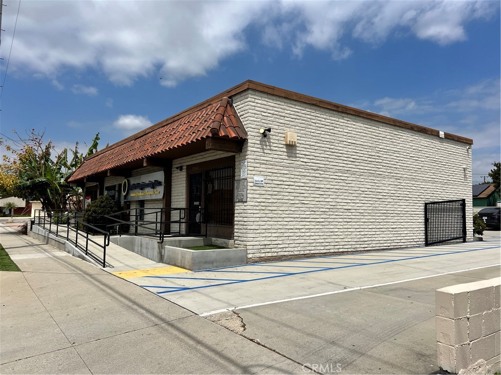 12543 Lambert Road — photo
