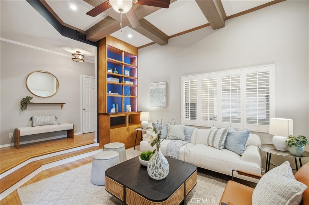 18730 Hatteras 47 — photo
