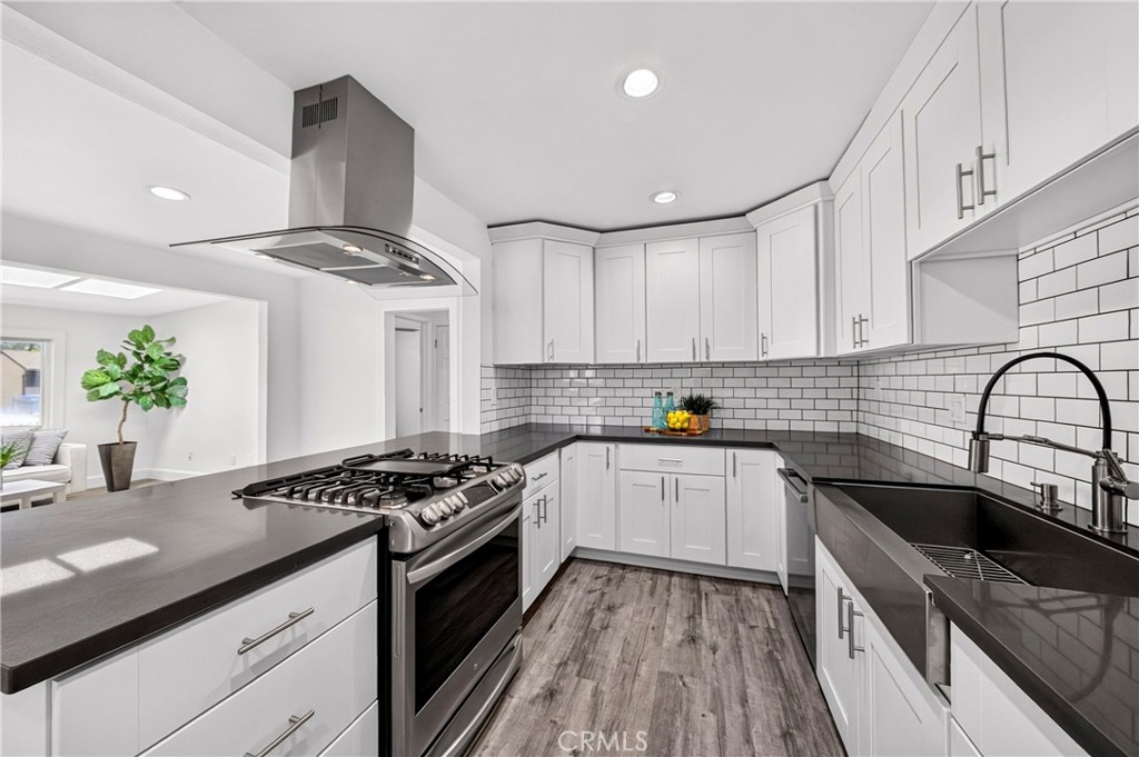 24637 Cypress Street — photo