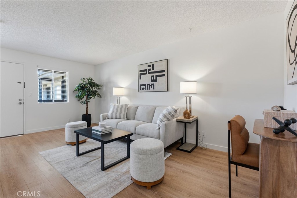 4633 Marine Ave 240 — photo