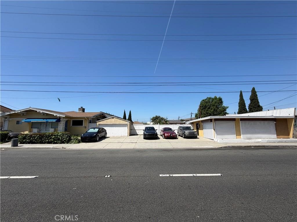 14525 Prairie — photo