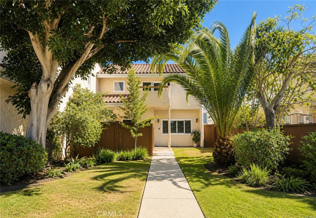 2020 Farrell — photo