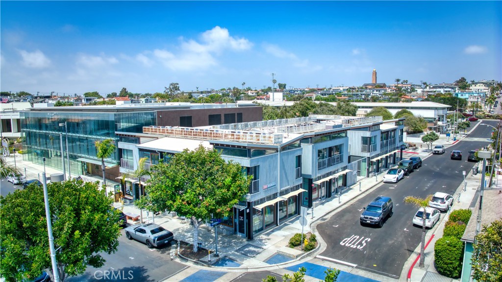 1300 Highland 200 — photo