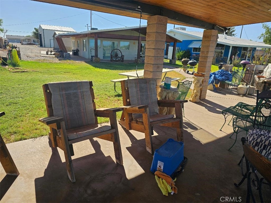 5180 Colorado River Road — photo