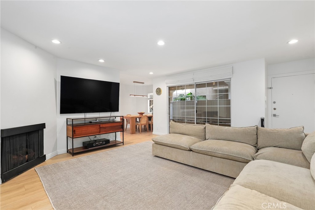 1228 14th Street 103 — photo