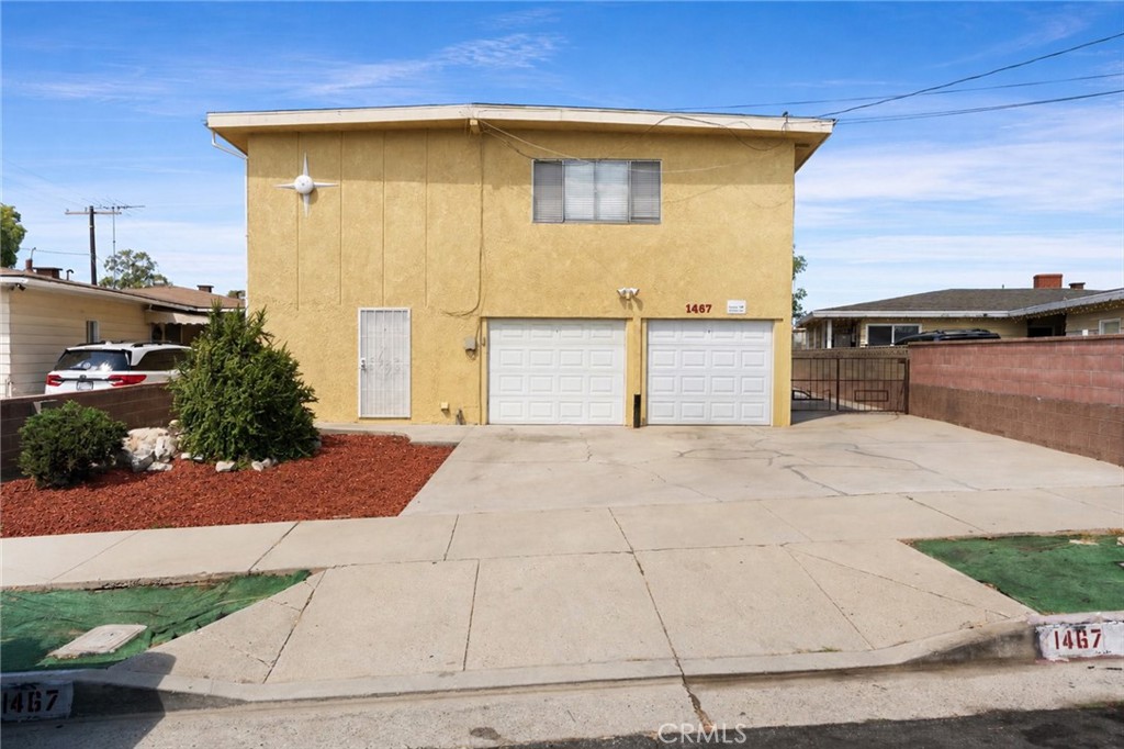 1467 W I Street — photo