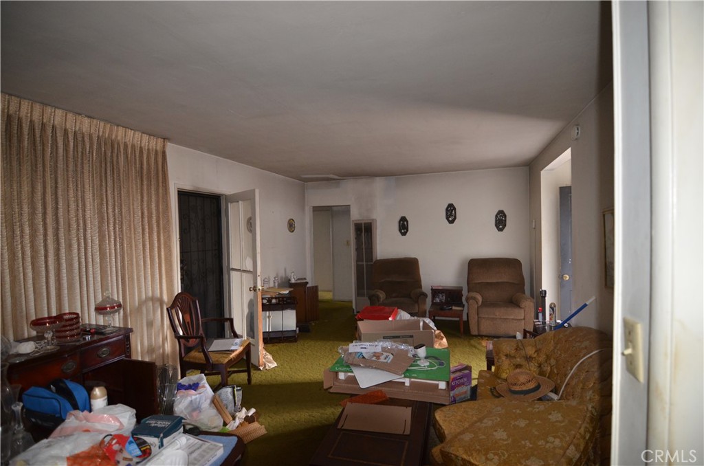 601 S Clymar, Compton, CA 90220 — photo 3
