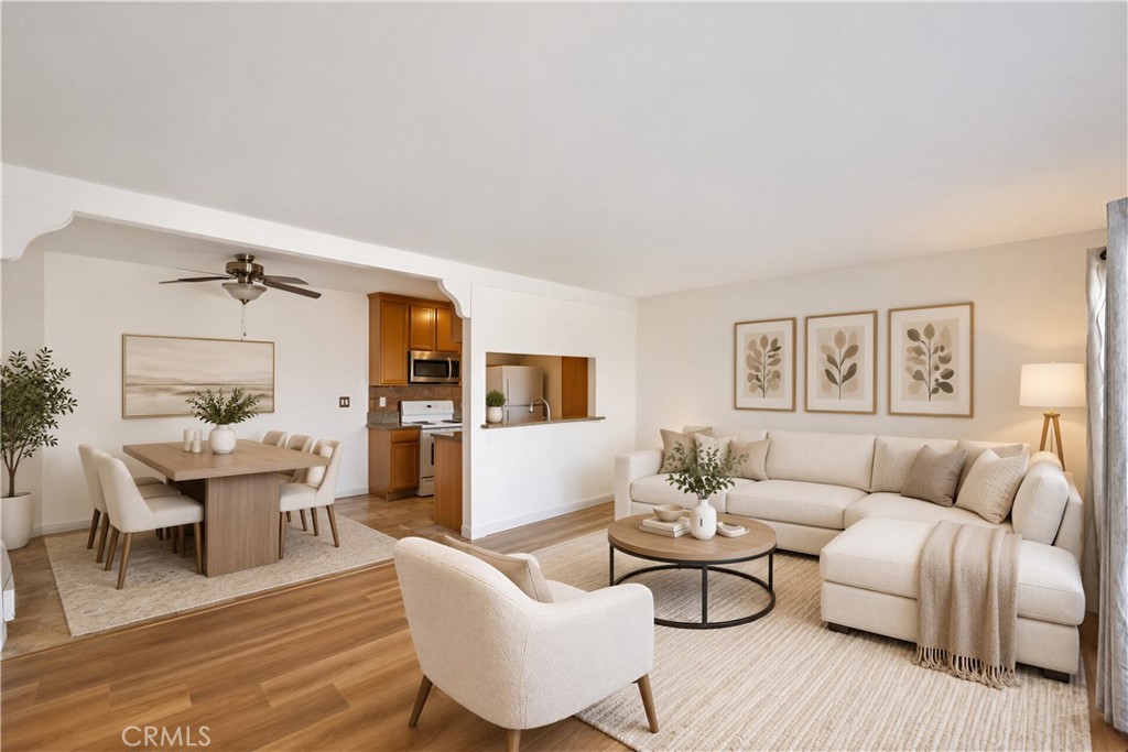 23308 Marigold Avenue V-201 — photo