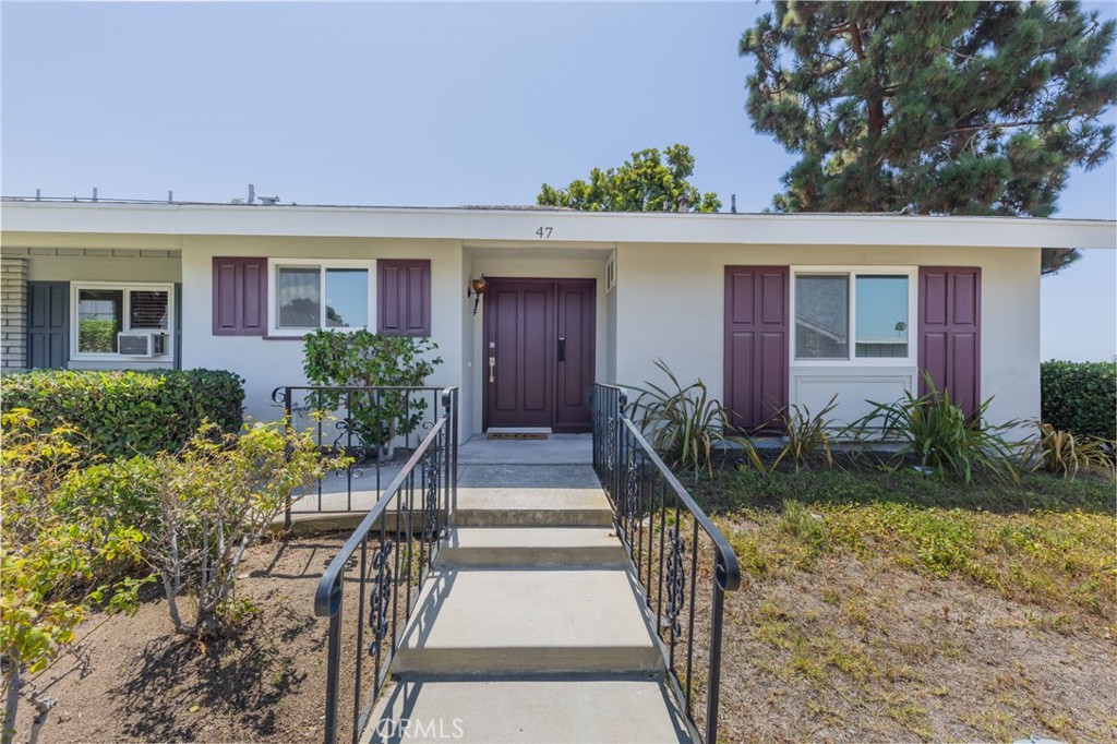 3760 Vista Campana S 47 — photo