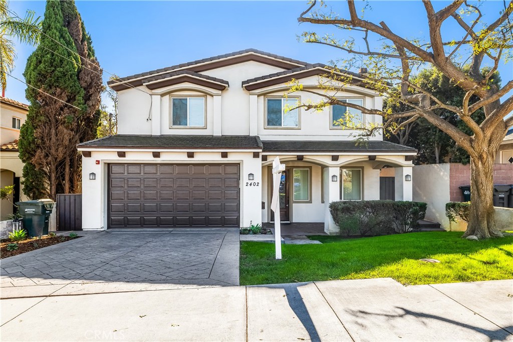 2402 Ives Lane — photo