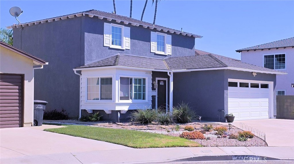 22122 Kenwood — photo