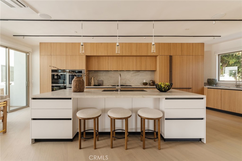 202 Calle Miramar — photo