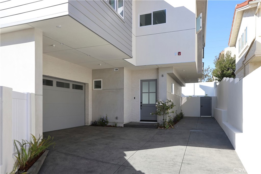 2019 Huntington Lane Unit B — photo