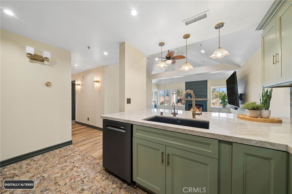 2563 Plaza Del Amo Unit 404 — photo
