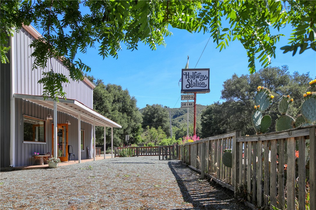 15050 Morro Road — photo