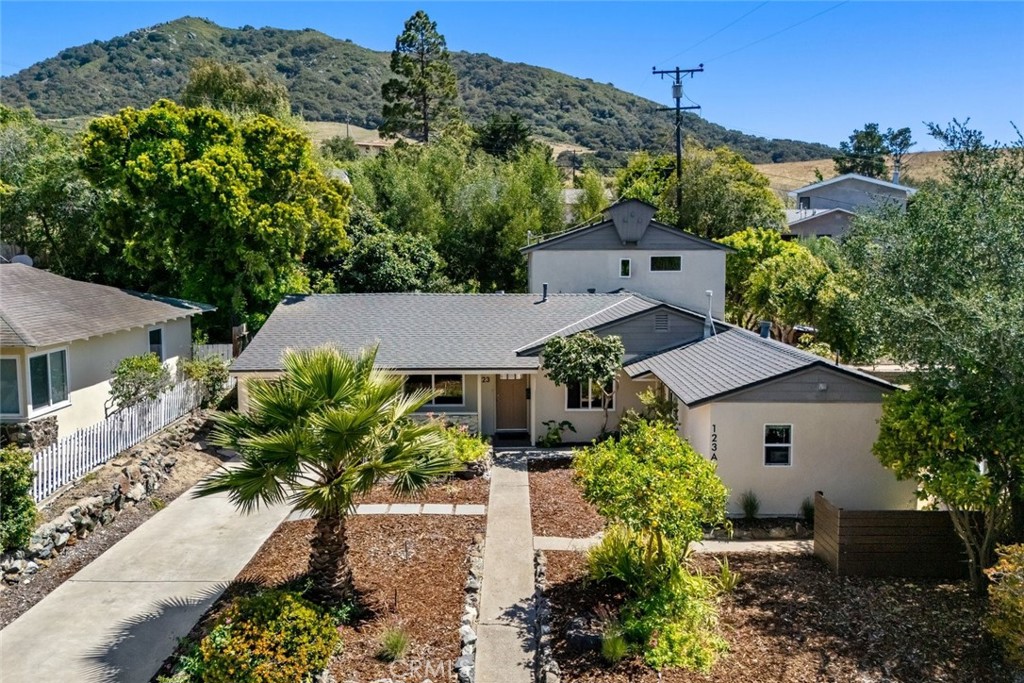 123 Ramona — photo