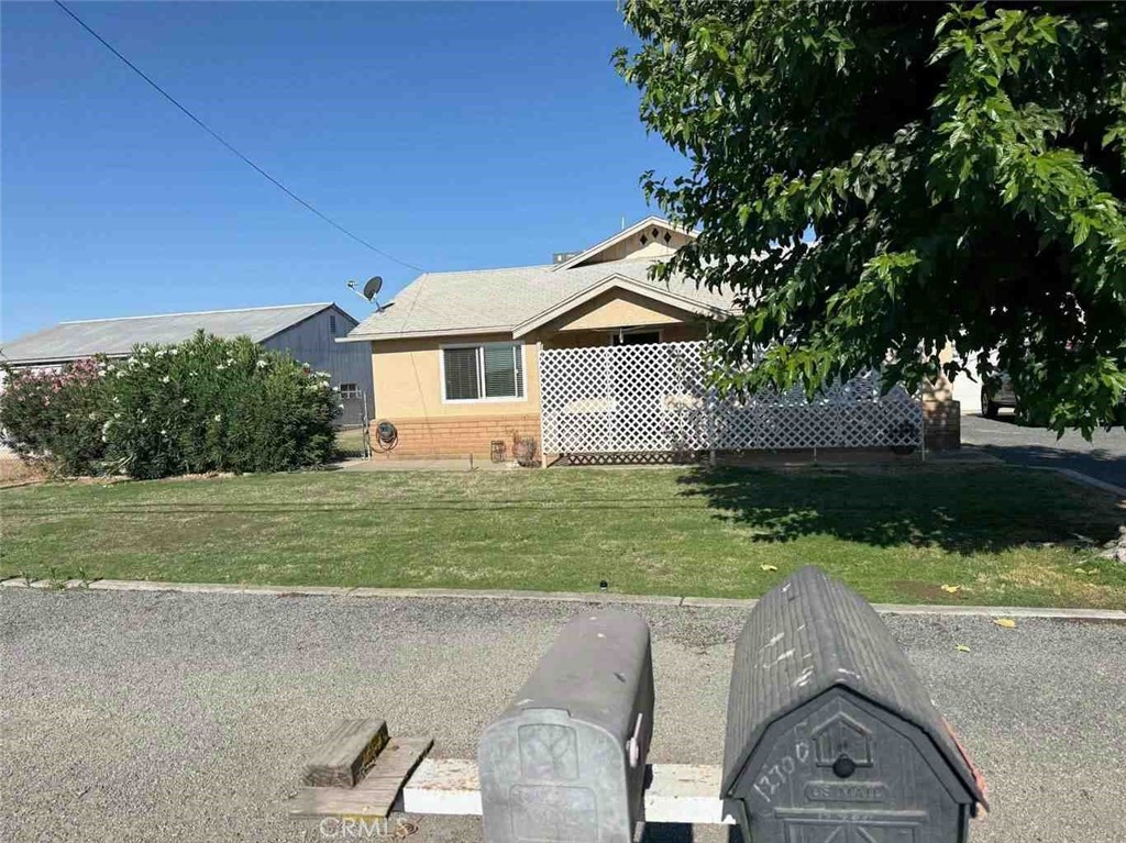 12720 10th Ave — photo