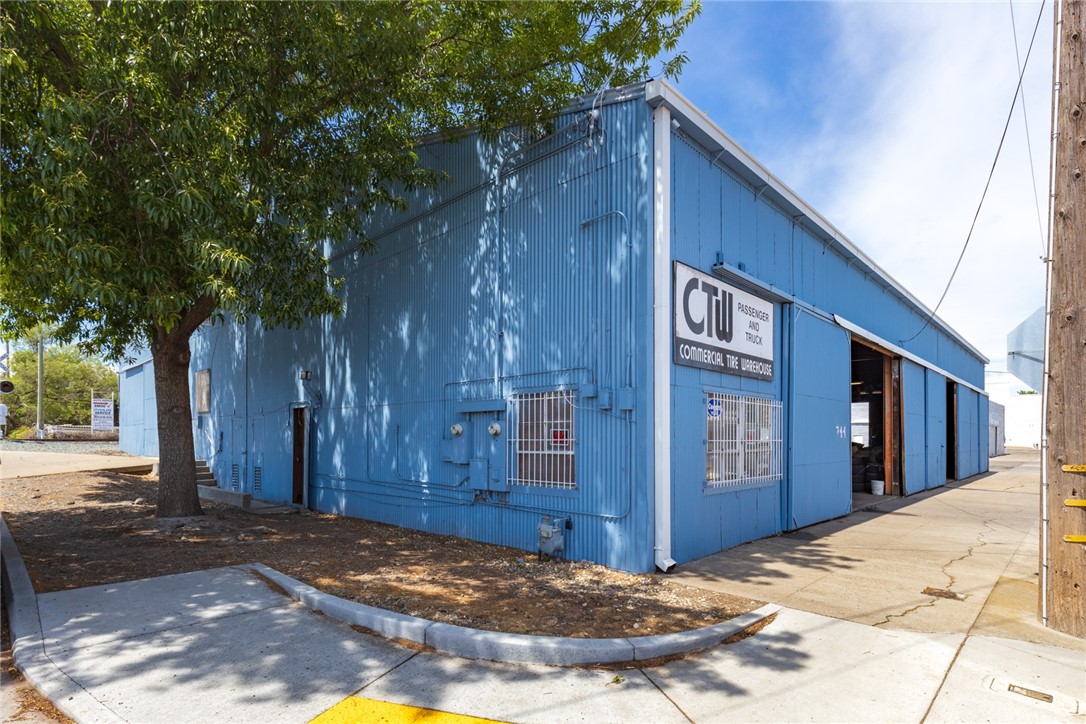 744 Orange Street — photo