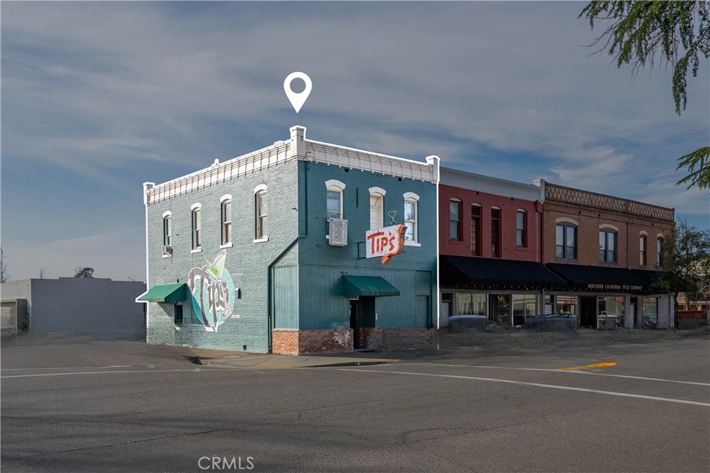 501 Walnut — photo