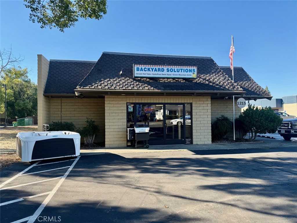 1215 Mangrove — photo